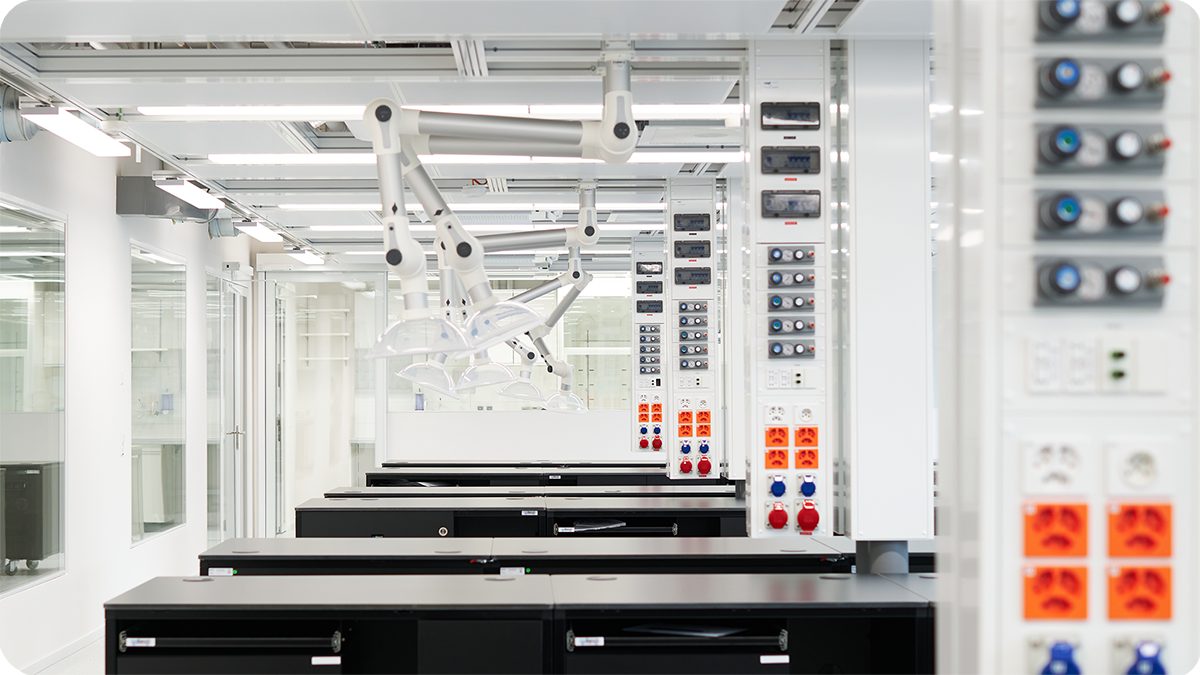 rounded corners_Pixon_Duebendorf_Mai2024_051_HighRes_small_zoom in-1